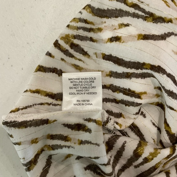 Jane+Delancey Zebra Print Top Brown Button Up Short Sleeve Blouse Women’s Size M - Picture 11 of 11